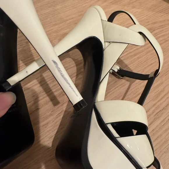 Saint Laurent Cream Patent Leather T-Strap Heeled Sandals - Picture 9 of 16